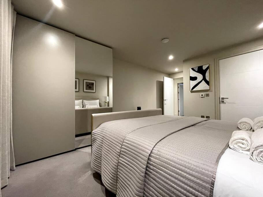Appartamento 2Br Urban Vista Retreat Chcl F7 Chigwell Esterno foto